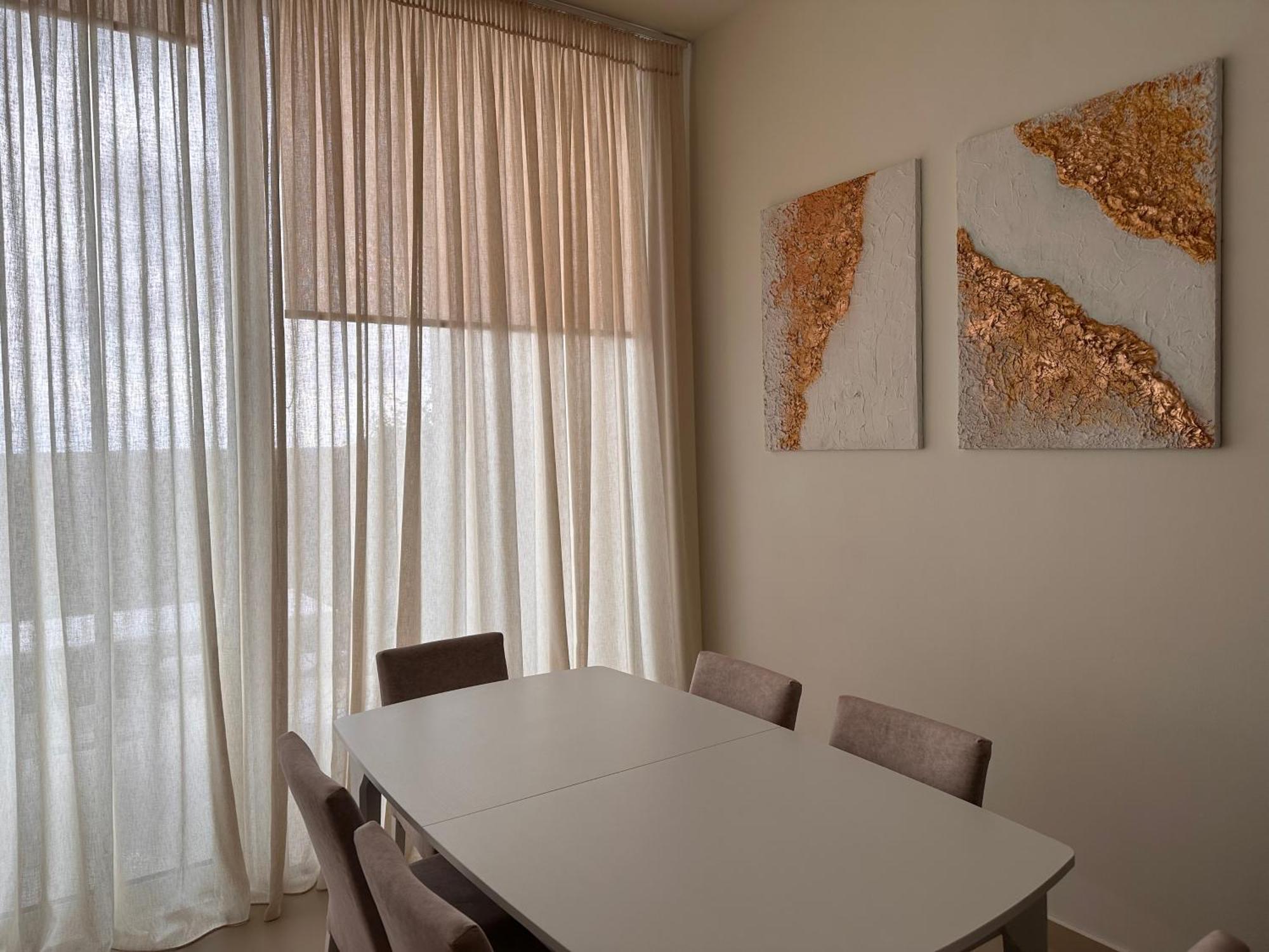 Coast Sun Kissed Terrace 1-bedroom Leilighet